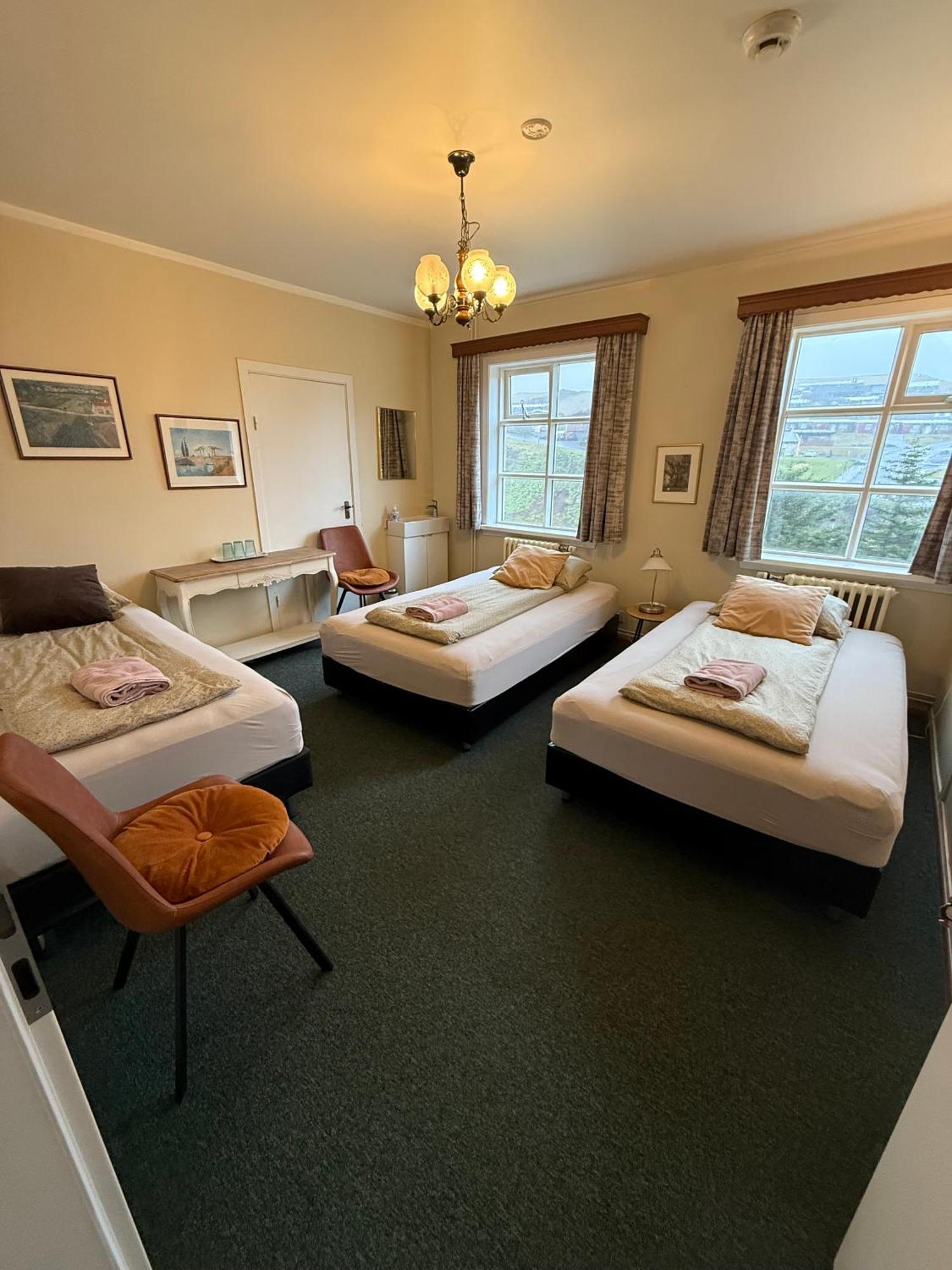 Arsalir Guesthouse Vik B&B Zewnętrze zdjęcie